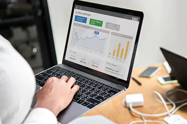 مزایای کلیدی تبلیغات کلیکی برای کسب‌وکارها